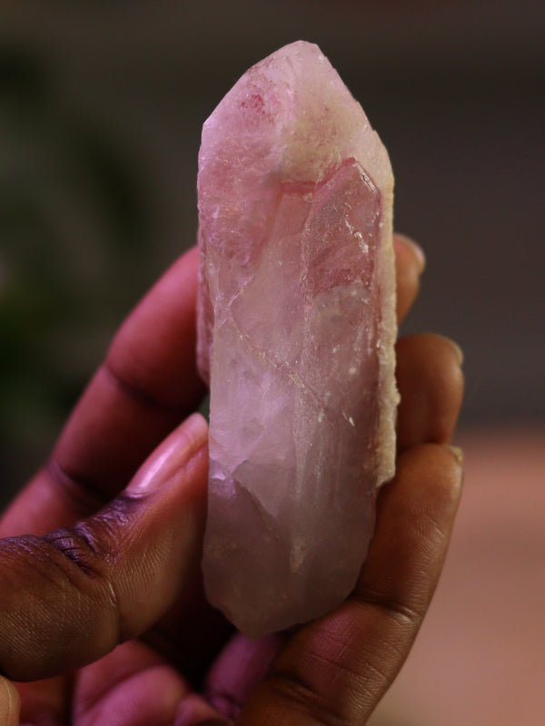 Pink Dreamsicle Lemurian — zachte heart-opening Lemurian met dromerige, liefdevolle frequentie.