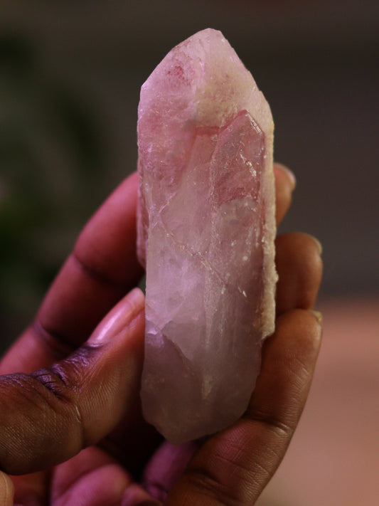 Pink Dreamsicle Lemurian — zachte heart-opening Lemurian met dromerige, liefdevolle frequentie.