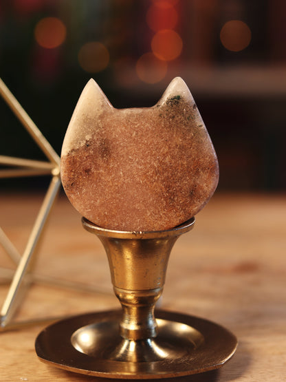 Zachte Pink Amethist gesneden in katvorm — intuïtief, speels & beschermend in je sacred space.