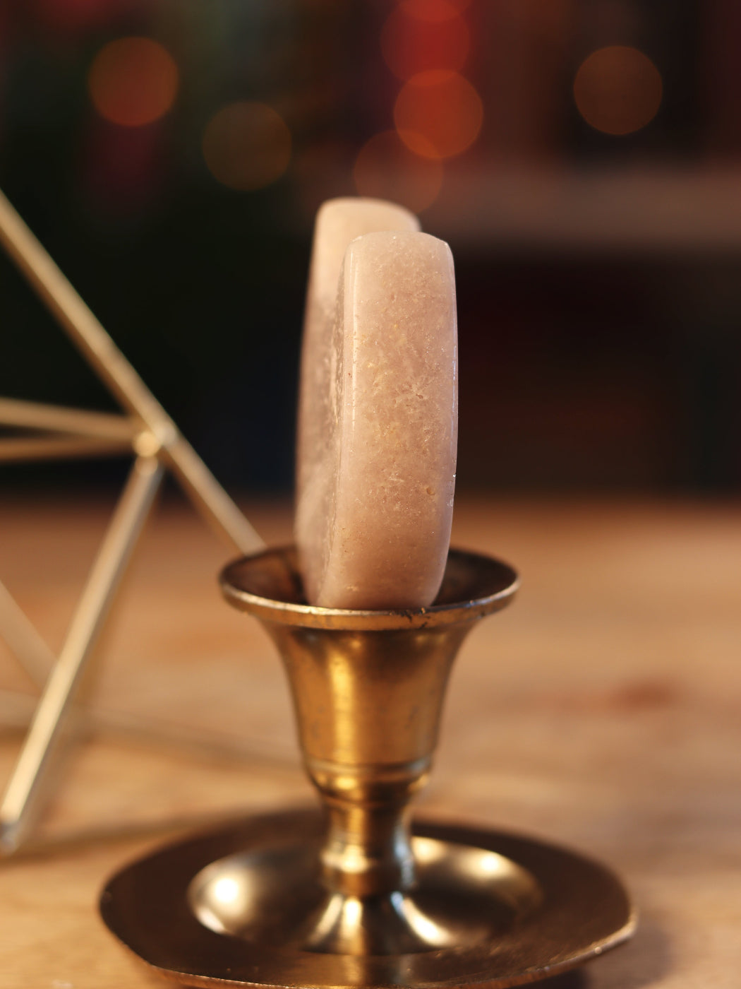 Zachte Pink Amethist gesneden in katvorm — intuïtief, speels & beschermend in je sacred space.