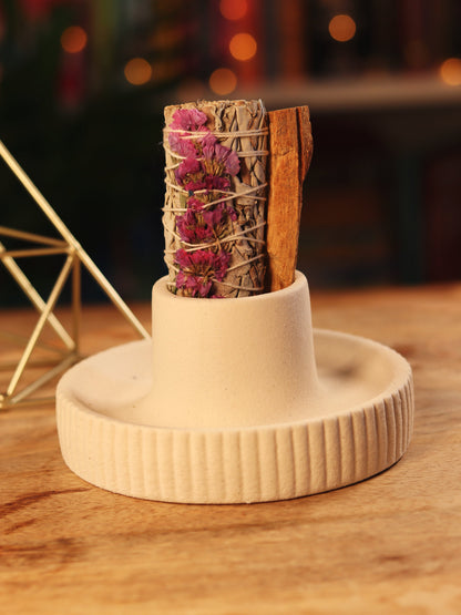 Keramieken smudge kom — voor het veilig branden van smudge sticks, kruiden of hars.